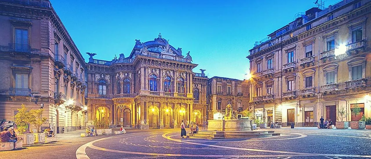 Charming Apartment In Catania Terrace And Parking